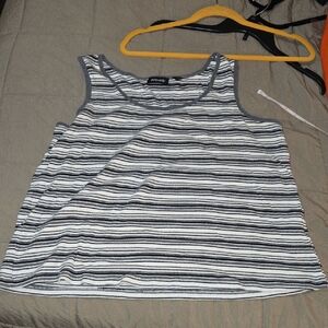 Avenue Black and White Boxy Sleeveless Tank Top